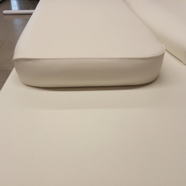 Purchase Pilot seat cushion Bombard Explorer 550 SB