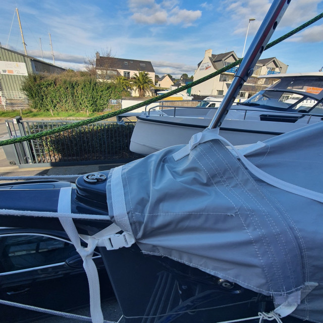 Purchase Winter shelter Latitude 46 Tofinou 9.7