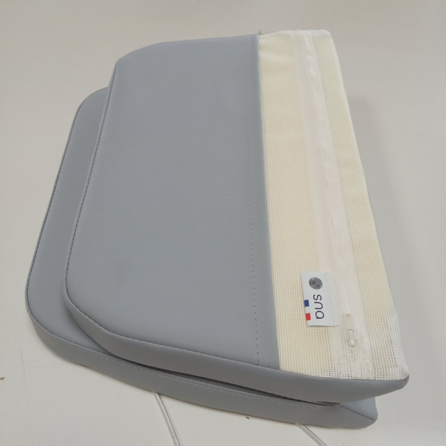 Purchase Central Rear Seat/Back Cushion Zodiac Pro Open 550