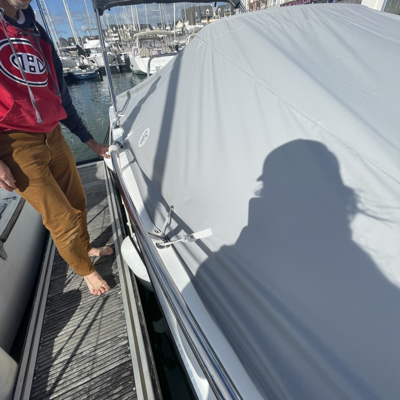 Purchase Flat cover for Jeanneau Cap Camarat 6.5 CC S3 deck