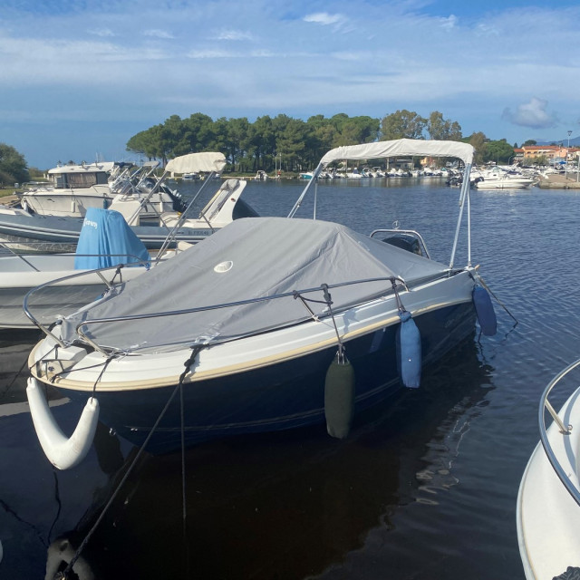 Purchase Flat cover for Jeanneau Cap Camarat 5.5 WA deck