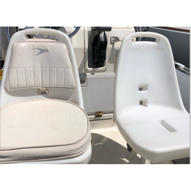 Purchase Seat and backrest cushions for Zodiac Pro Open 550 pilot seat