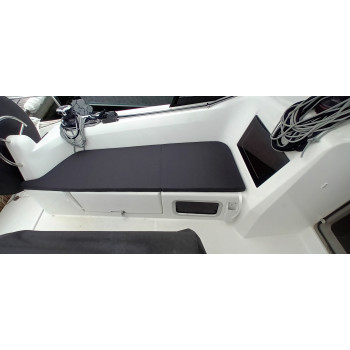 Purchase Jeanneau Sun Odyssey 410 cockpit cushions