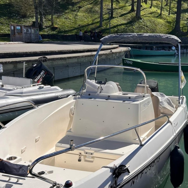 Purchase Flat roof Quicksilver Activ 555 Open