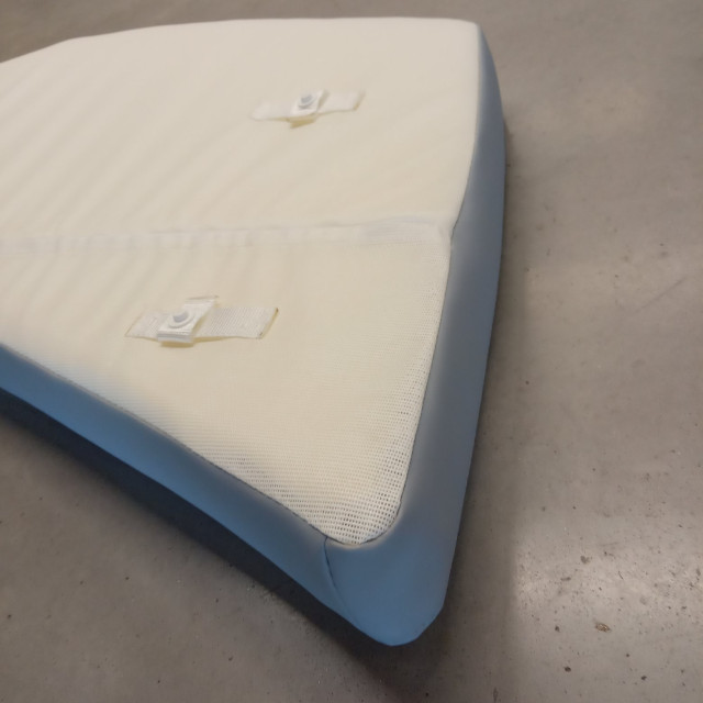 Purchase Zodiac N-ZO 700 Front Windshield Cushion