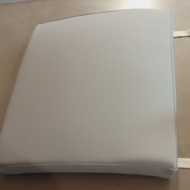 Purchase Set of 4 Tender XPRO 535 3D cushions