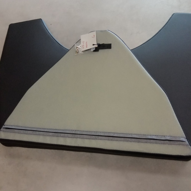 Purchase Front storage bin cushion for Bombard Explorer 550 SB