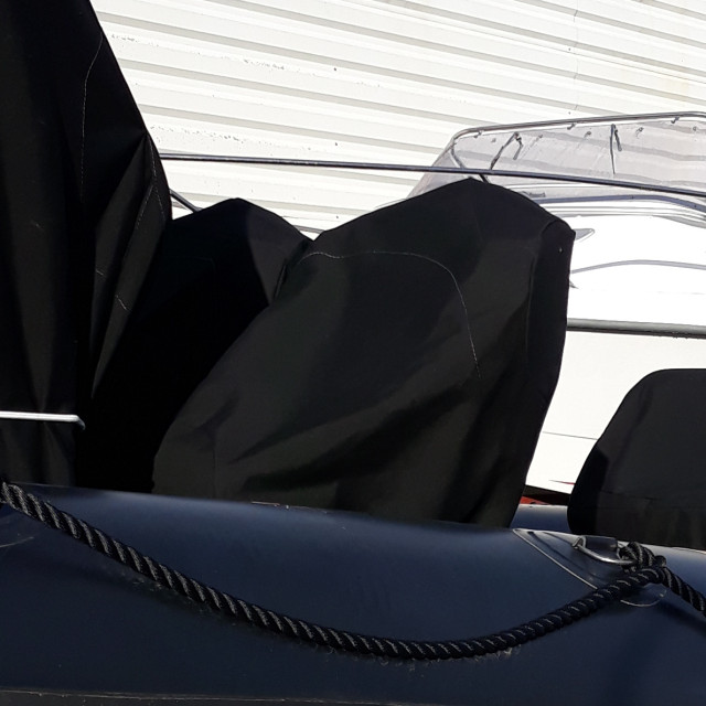 Achat Housse de siège jockey Ribcraft 6.8