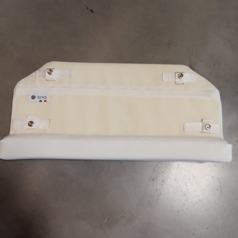 Purchase 3D Tender Nividic 550 bolster cushion