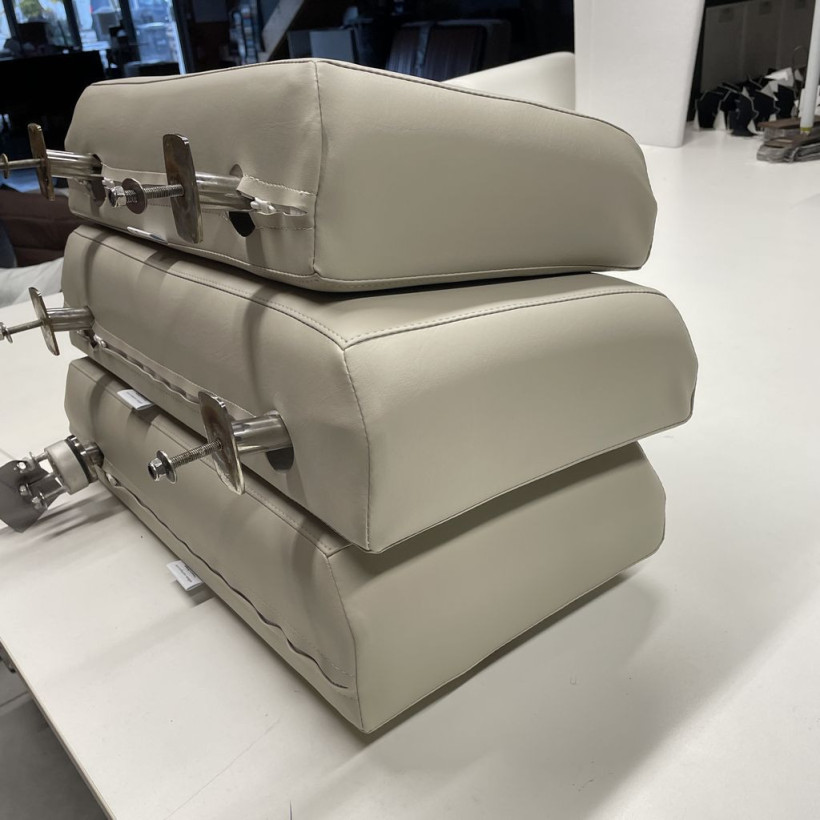 Purchase Rear Bench Backrest Cushion Quicksilver Activ 605 Open