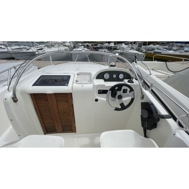 Purchase Jeanneau Cap Camarat 625 WA Console Cover
