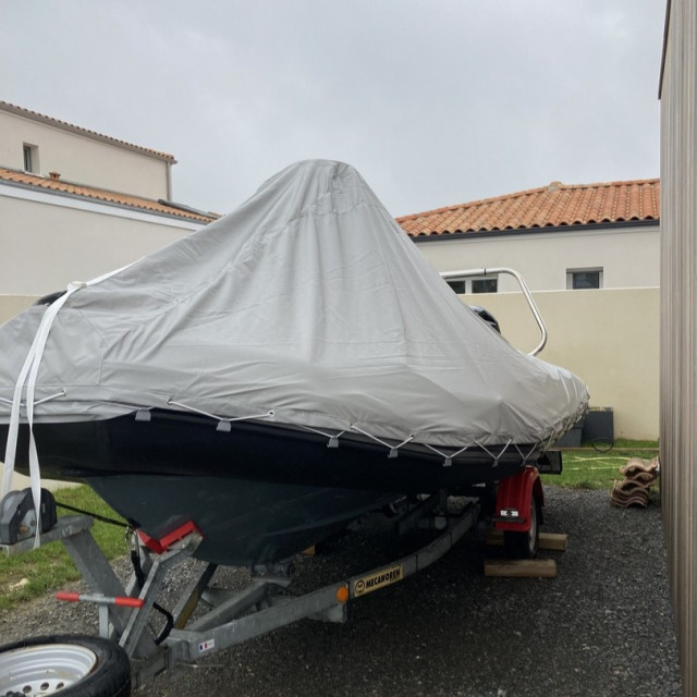 Purchase Winter cover for Bombard Explorer 550 DB