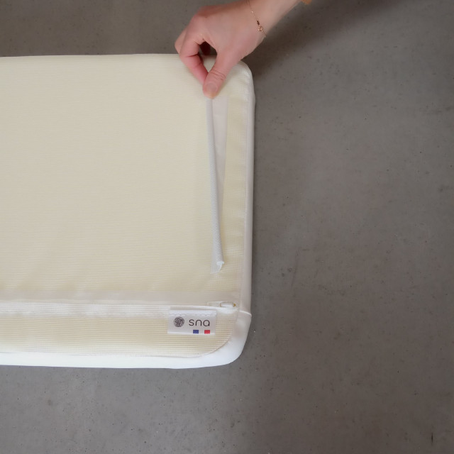 Purchase Pilot bench seat cushion Zodiac Medline 500