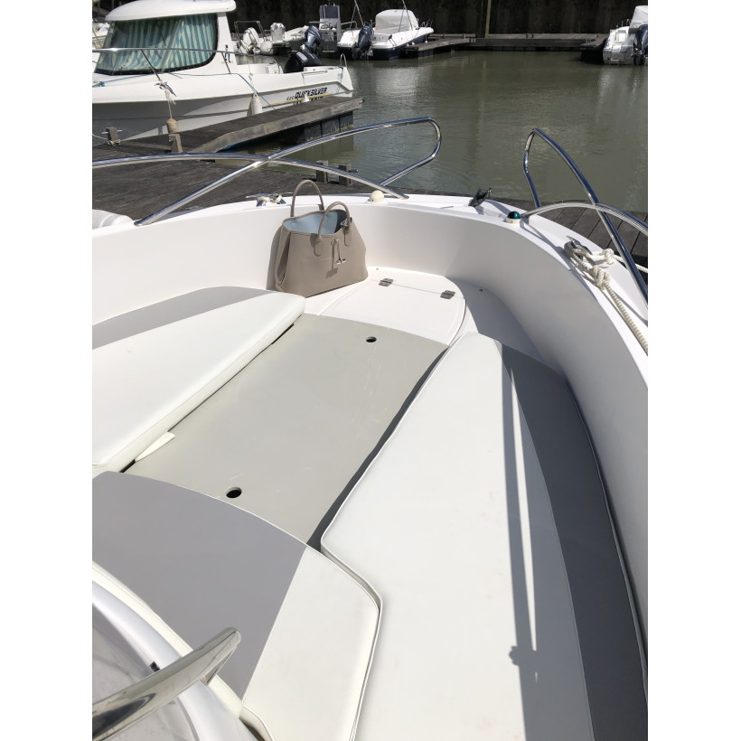 Purchase Quicksilver 635 Commander Center Cushion