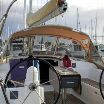 Purchase Spray Hood Dufour 375