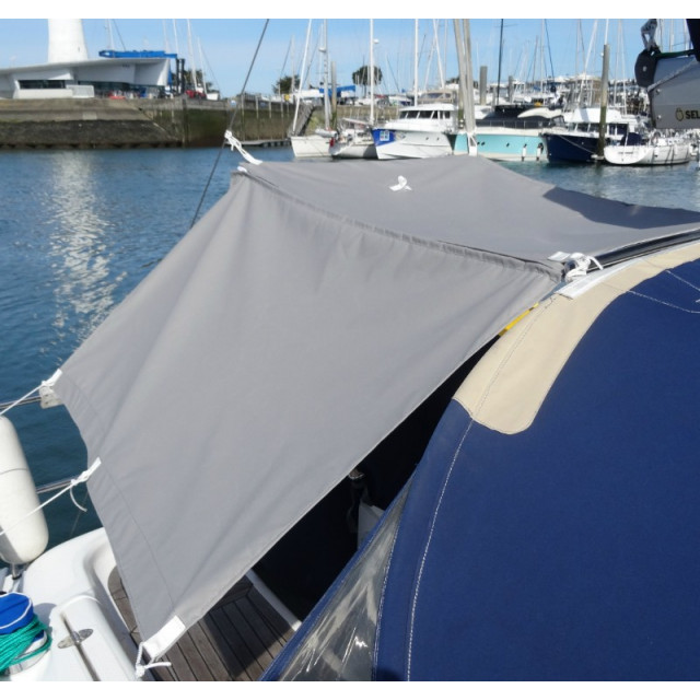 Purchase Sunshade with 4 modular parts in Polyester
