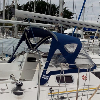 Purchase Spray Hood Jeanneau Sun Light 31