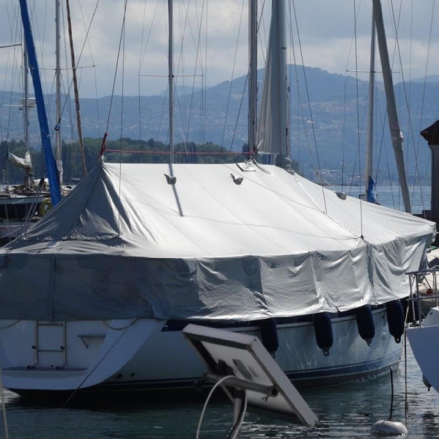 Purchase Winter cover for Bénéteau Oceanis 31