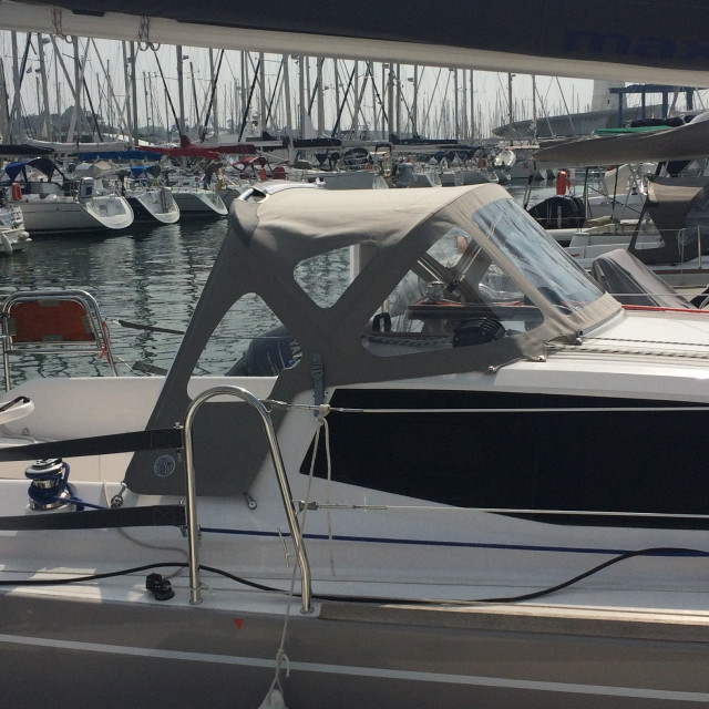 Purchase Spray Hood Northman Maxus 24