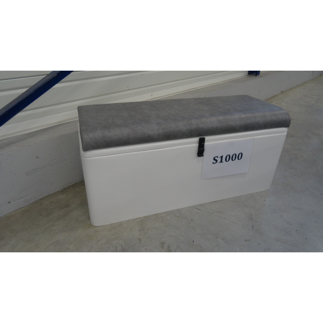 Purchase Zeppelin S1000 Chair