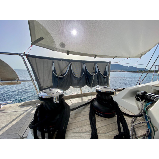 Purchase Sun shelter with halyard pockets