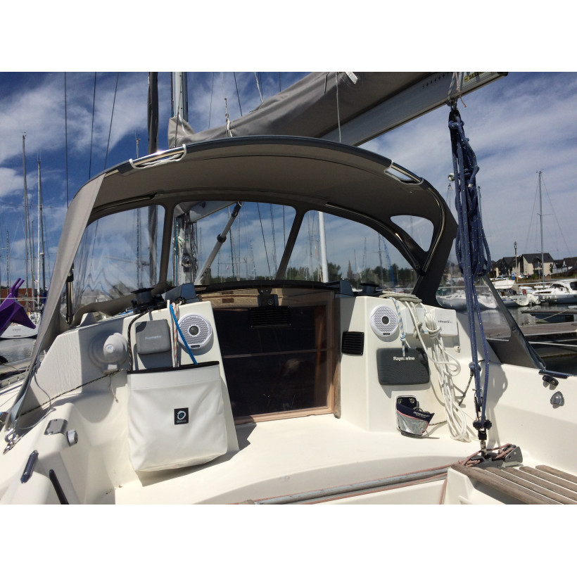 Purchase Spray Hood Bénéteau First 305
