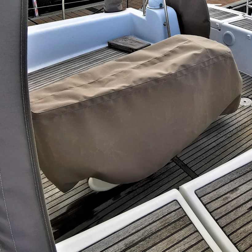 Purchase Oceanis 46 Standard Table Cover