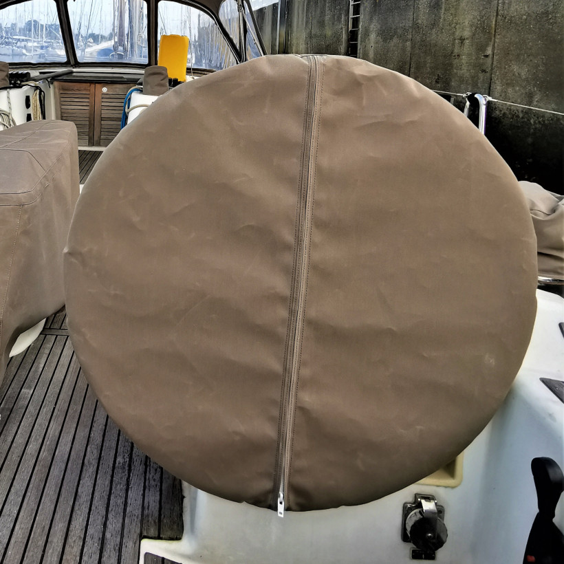 Purchase Steering Wheel Cover for Bénéteau Oceanis 46 Standard