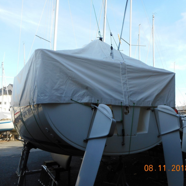 Achat Taud d'hivernage BENETEAU First 260