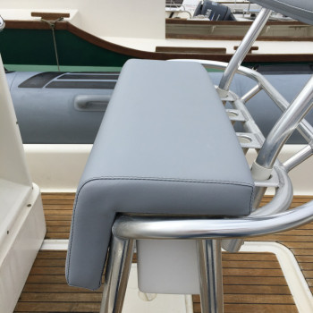Purchase Complete upholstery Zodiac Pro Open 550