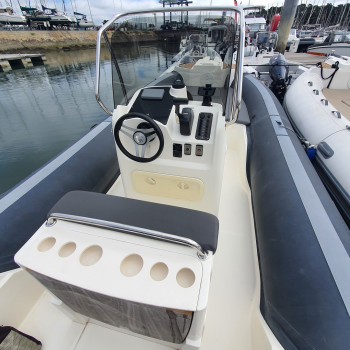 Purchase Capelli Tempest 700 Console Cover
