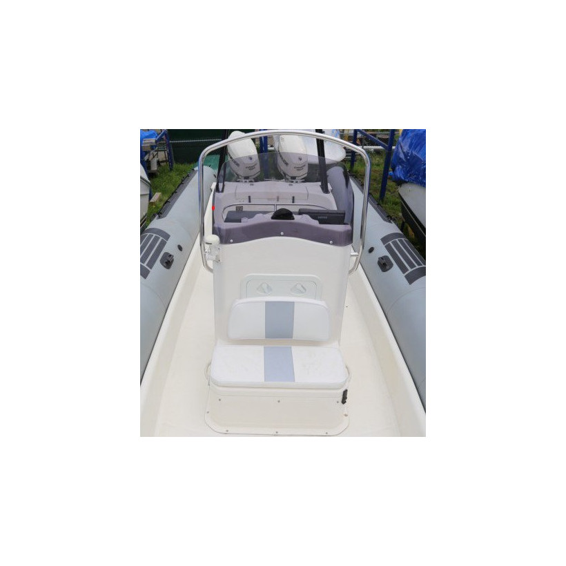 Purchase Zodiac Pro 20 Man Console Backrest Cushion Purchase Zodiac Pro 20 Man Console Backrest Cushion